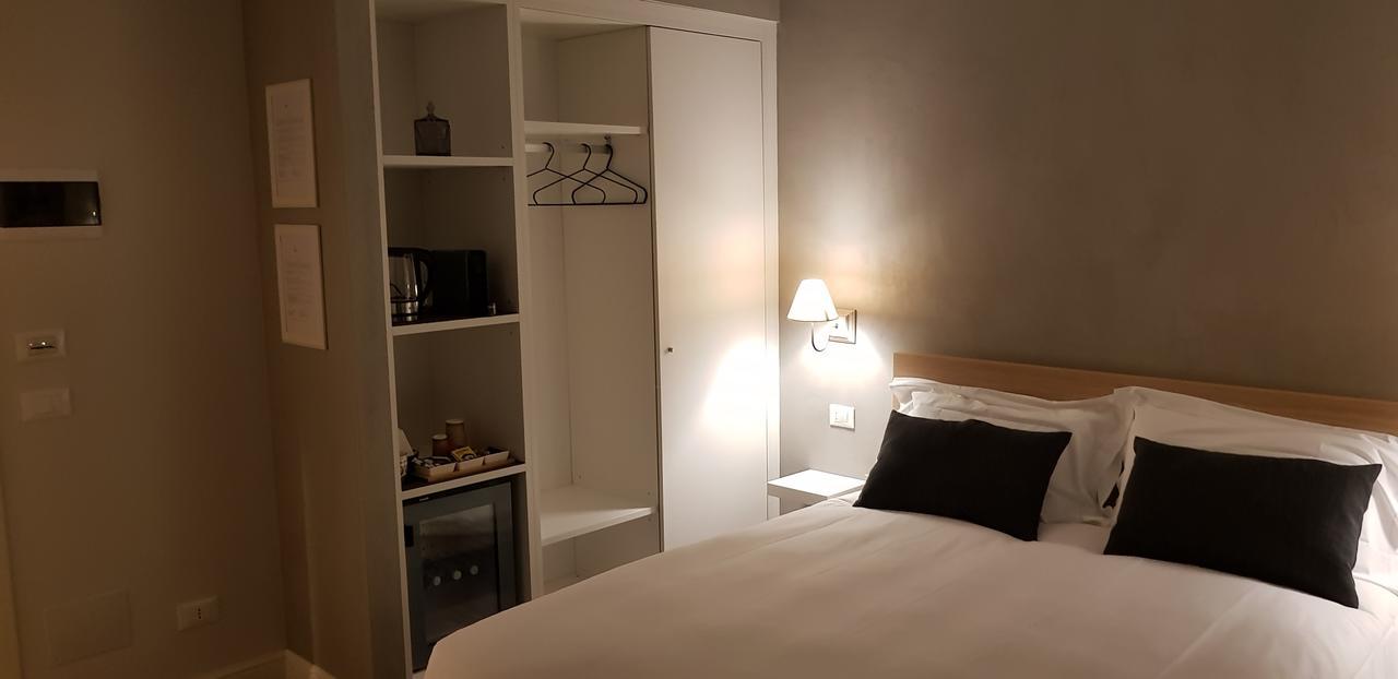 Bed Milano Linate Hotel Eksteriør billede